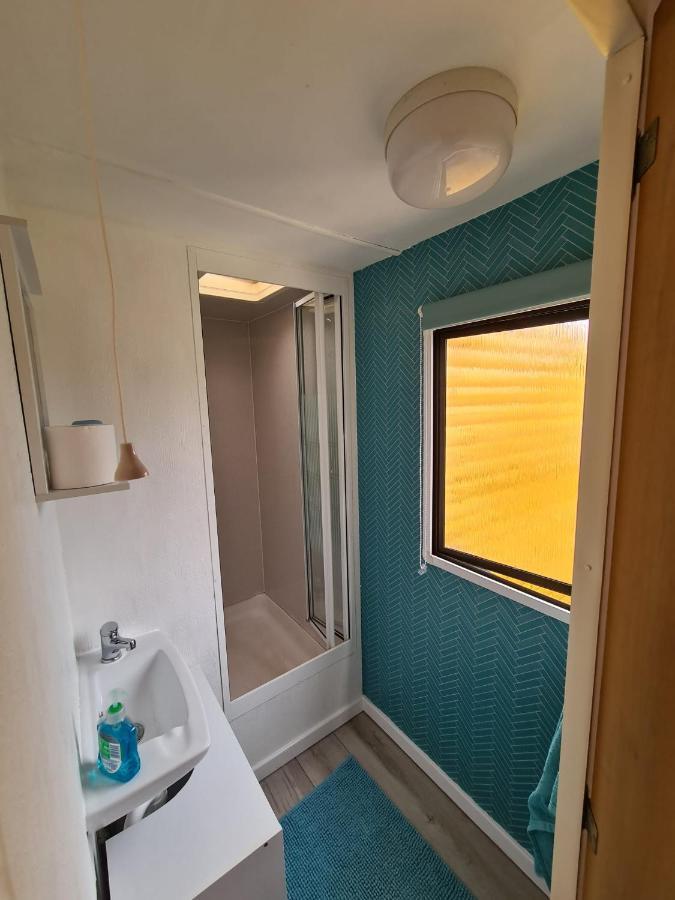 Unique Caravan With Outdoor Space Ballantrae Екстериор снимка