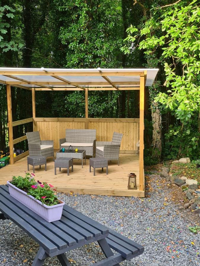 Unique Caravan With Outdoor Space Ballantrae Екстериор снимка