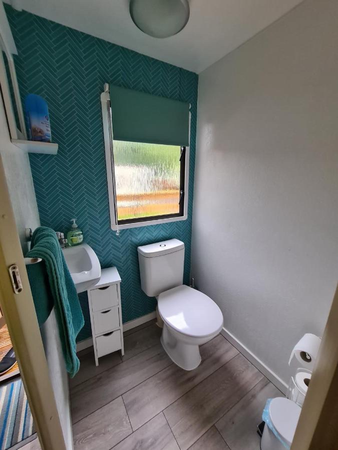 Unique Caravan With Outdoor Space Ballantrae Екстериор снимка